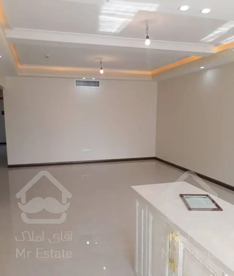 سهروردی / ۱۱۸ متر / دو خواب / ۲ ساله/ فول