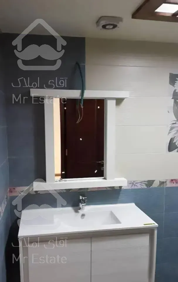 ۱۳۵ متر / چیذر / ۲پارکینگ