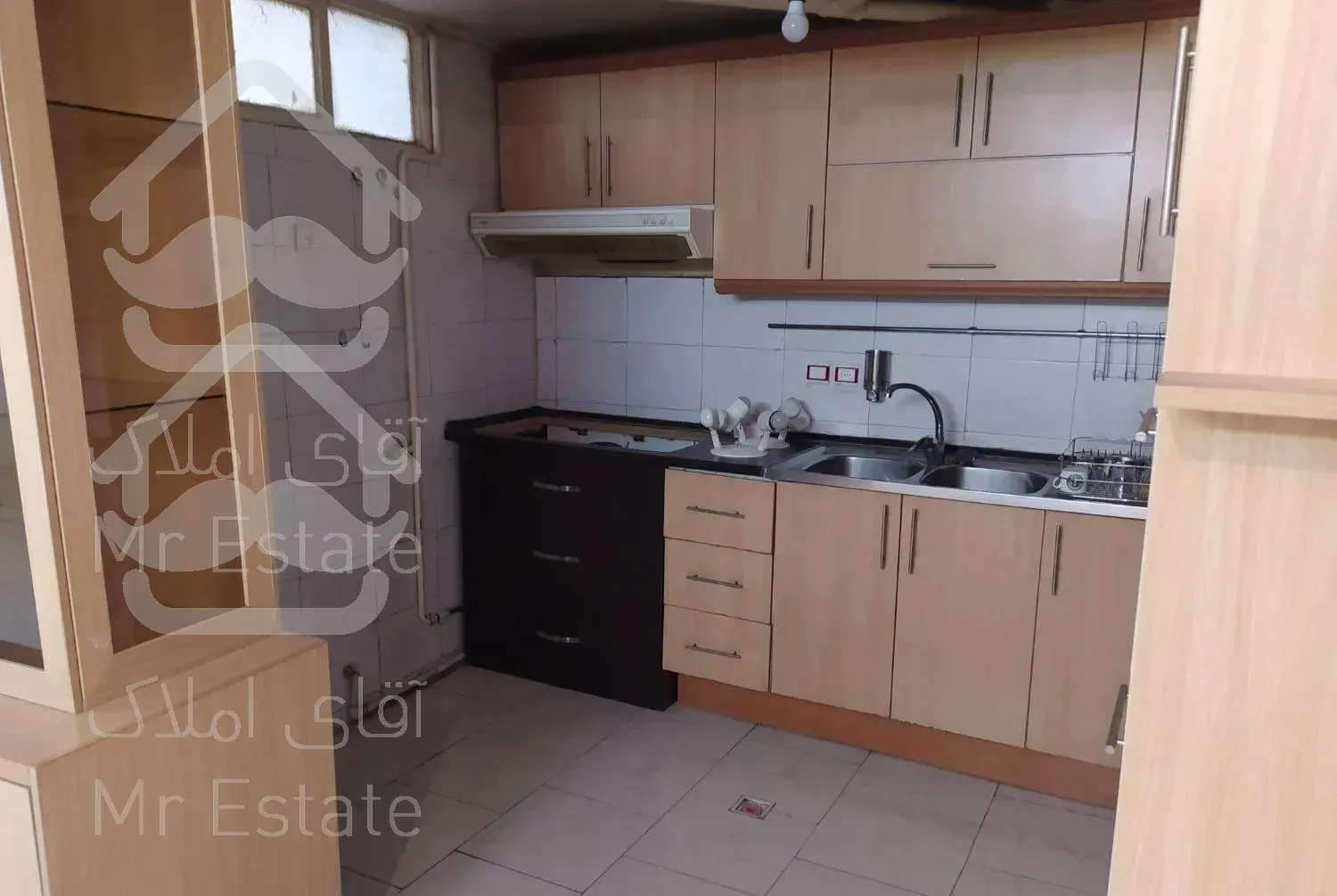 آپارتمان ۷۷ متر  مرکزیها قنات کوثر