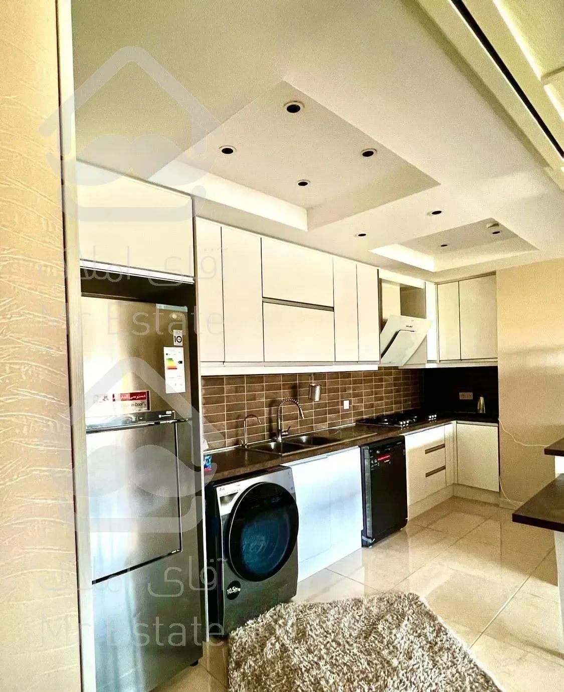 سوییت آپارتمان دوخواب نوساز مرکز جزیره