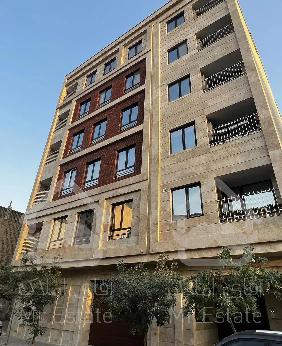 آپارتمان ۱۱۰ متری فرجام معاوضه با آپارتمان کوچکتر