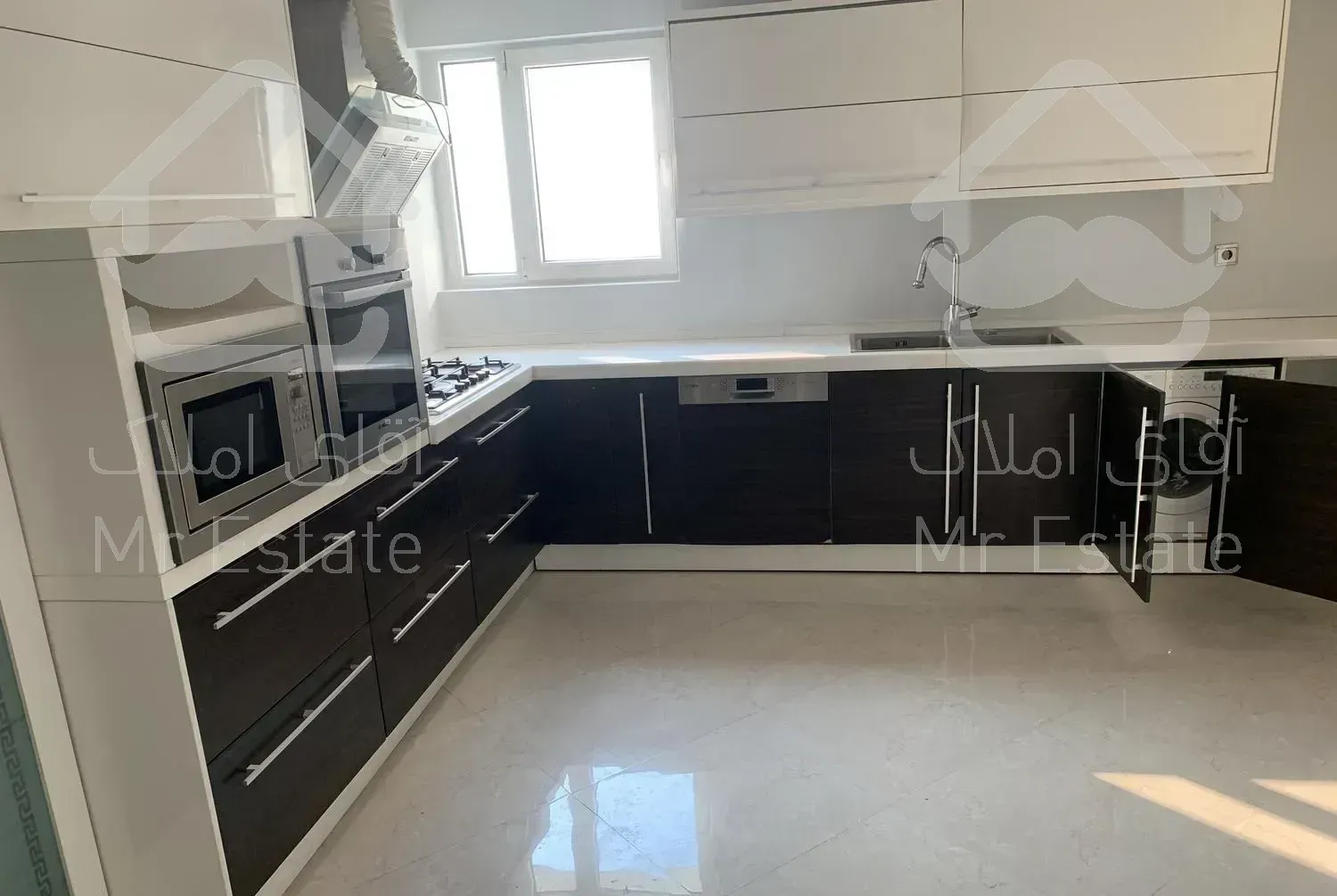 ۲۹۵ متر برج باغ فرمانیه ۴ خواب