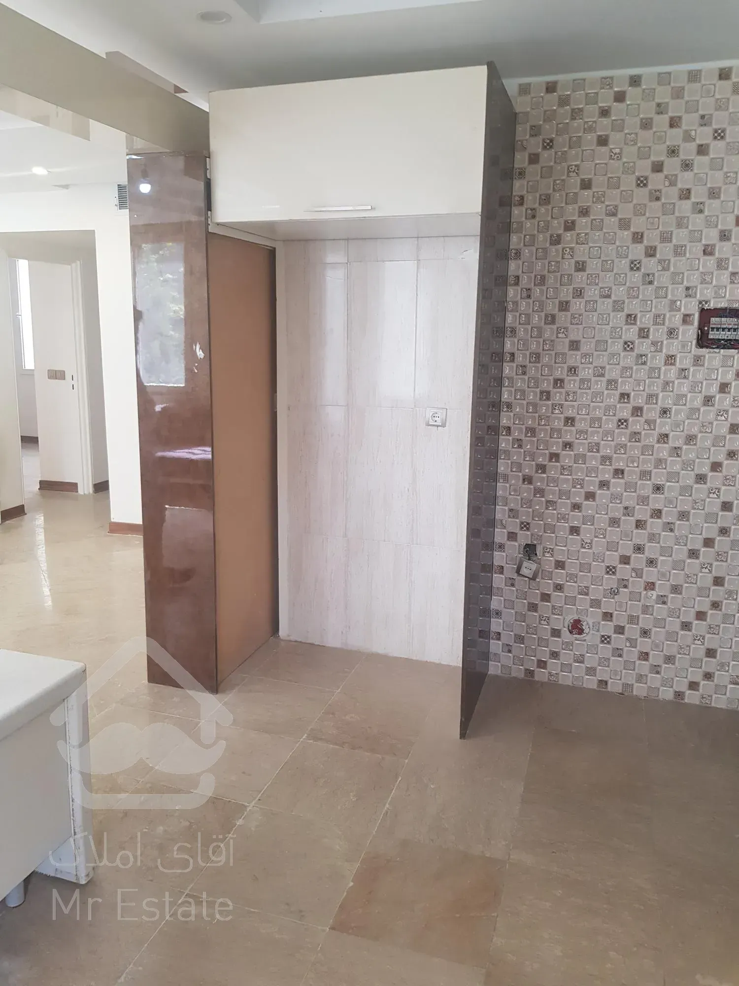 آپارتمان ۱۱۴ متری واقع در سعادت آباد