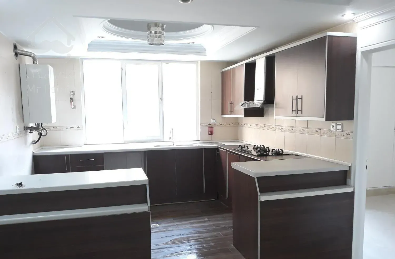 یکخوابه غرق نور  طبقه  اول فول