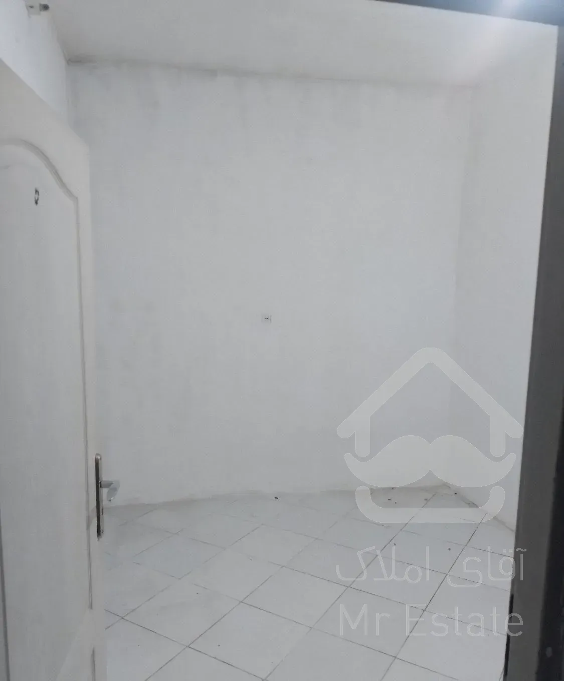 اپارتمان همکف دو واحدی خانه ویلایی