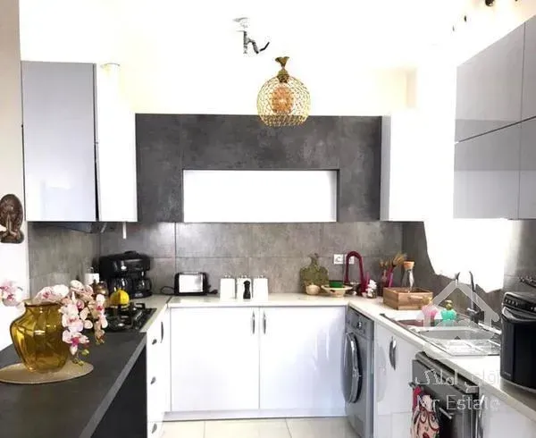 ۹۸ متر  دوخواب