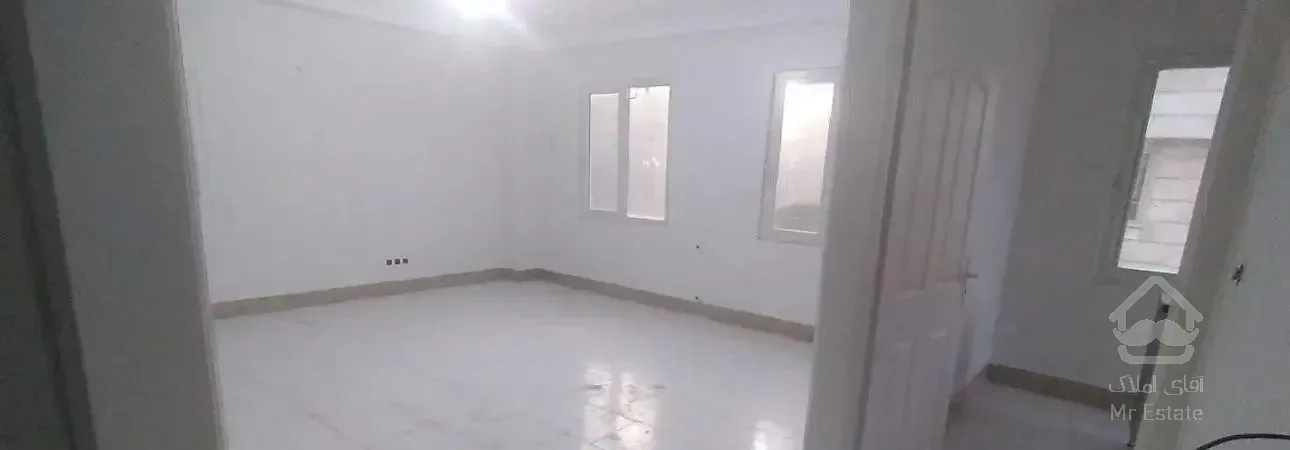 ۵۴ متر / دلالی / آسانسور دار