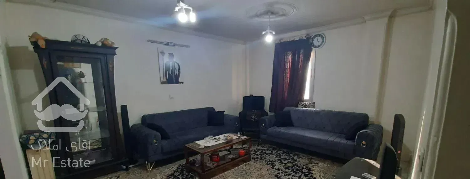 60 متری مجتمع ابریشم