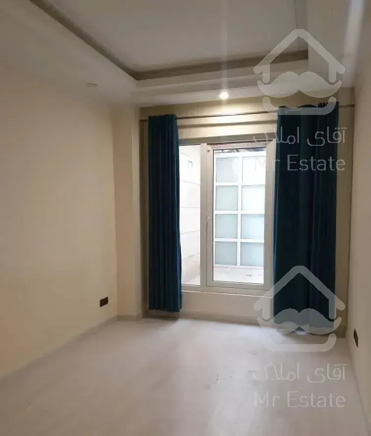 ۱۷۵متر ۳خواب نوساز تک واحدی طبقه آخر