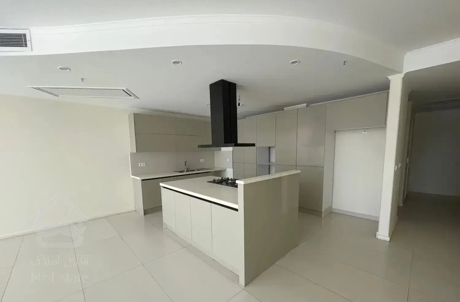 ۱۹۰ متر جردن / کلید نخورده / بالکن قابل چیدمان