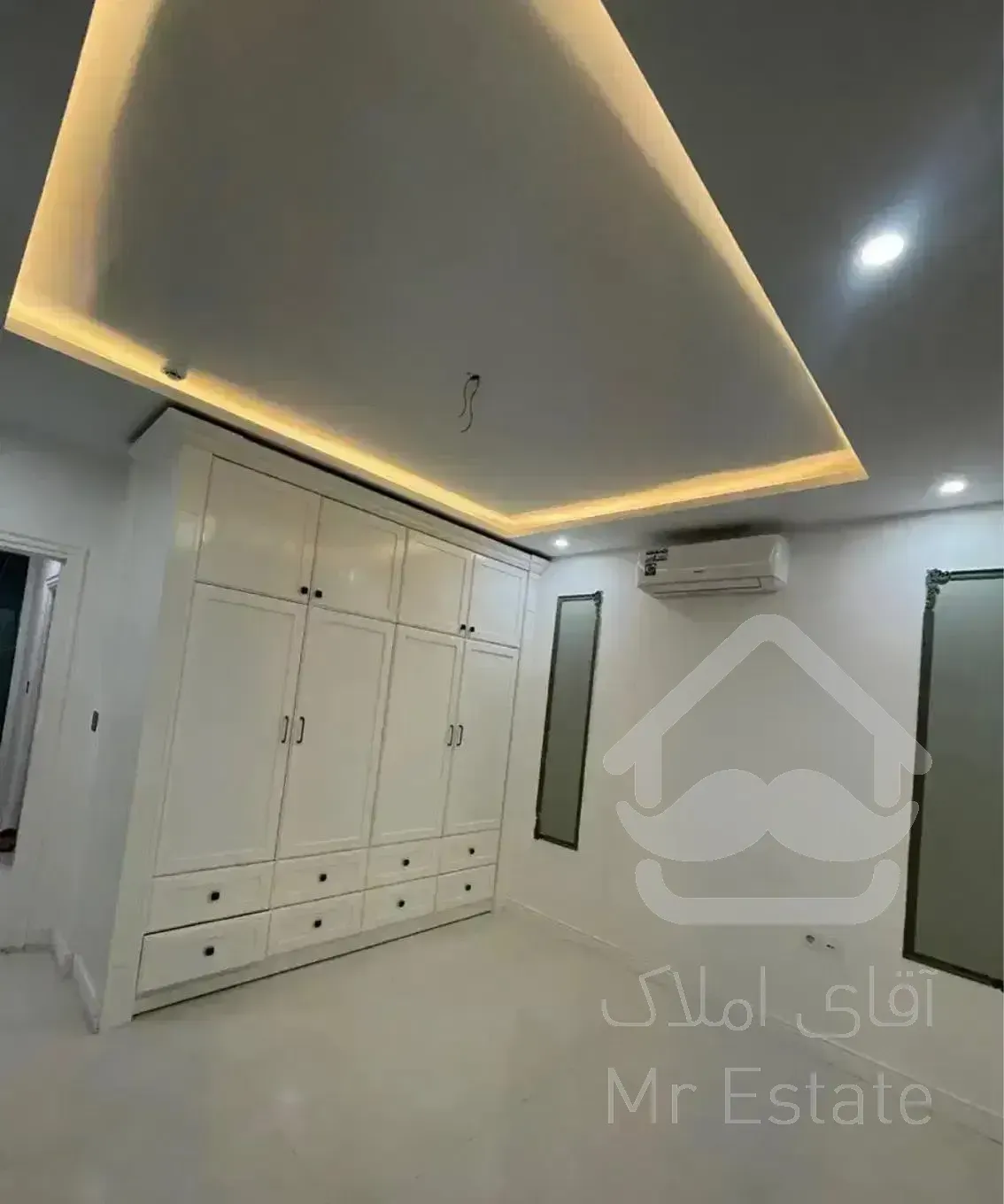 آپارتمان ۱۶۰ متر گلشن / تک واحدی / ۳ خواب