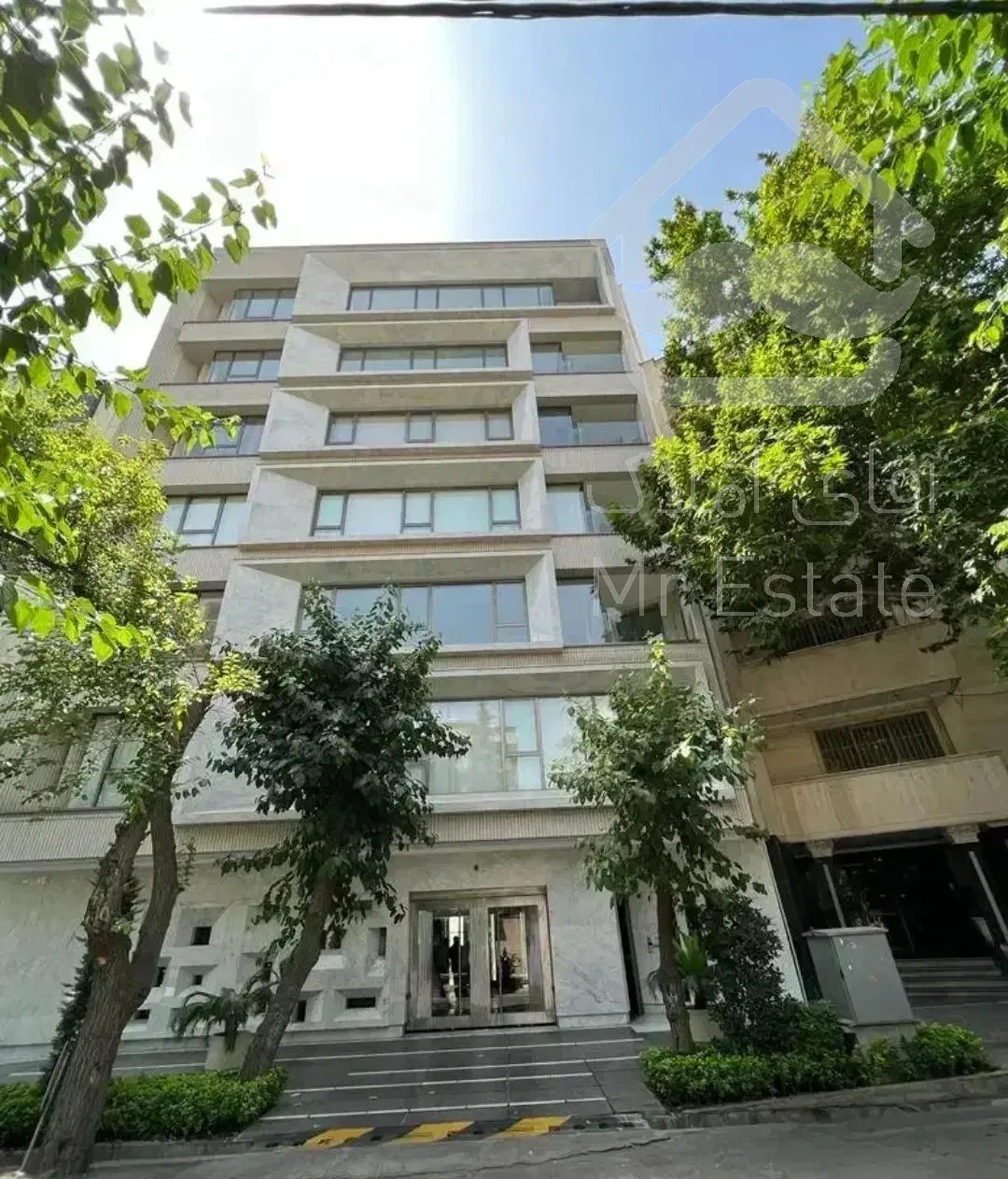 215متر3خ/نوسازتکواحدی/3پارکینگ/گلستانهااباذر