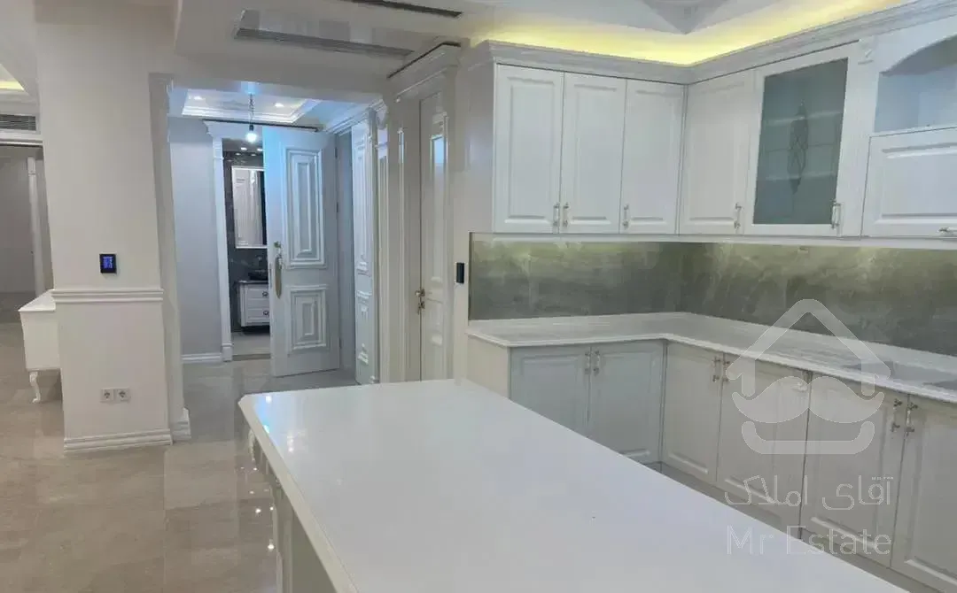 320متر اپارتمان قصررویال پامچال سجاد