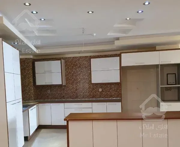 آپارتمان نوساز ۲۲۰ متری کامرانیه