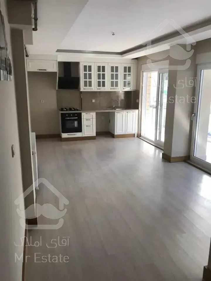 رهن و اجاره آپارتمان 2 خواب دریاچه چیتگر دارای چشم انداز باغ گیاهشناسی و شهر برجهای پامچال