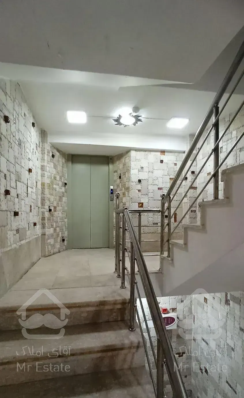 آپارتمان 180 متری گلستان ارشاد