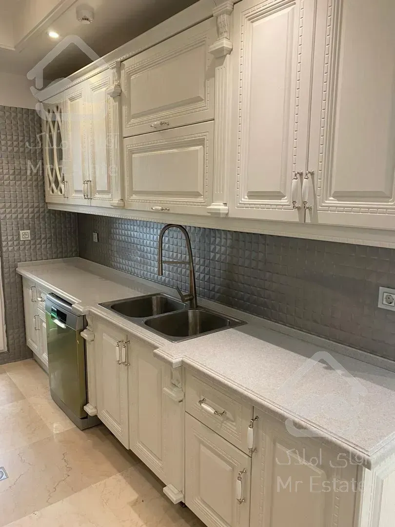 اجاره و رهن آپارتمان فرشته 190  متر شیک