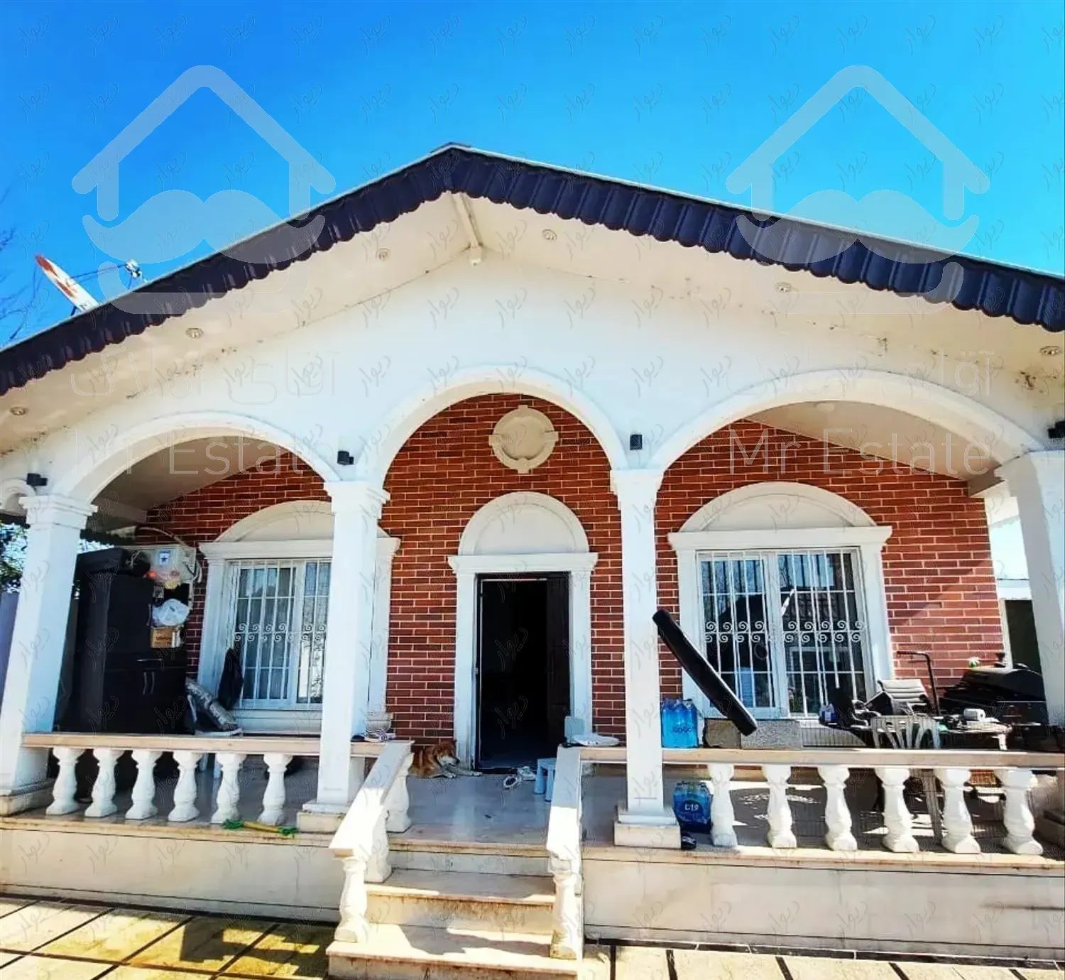 ویلا شهری استخر دار ساحلی با سوئیت میهمان مجزا