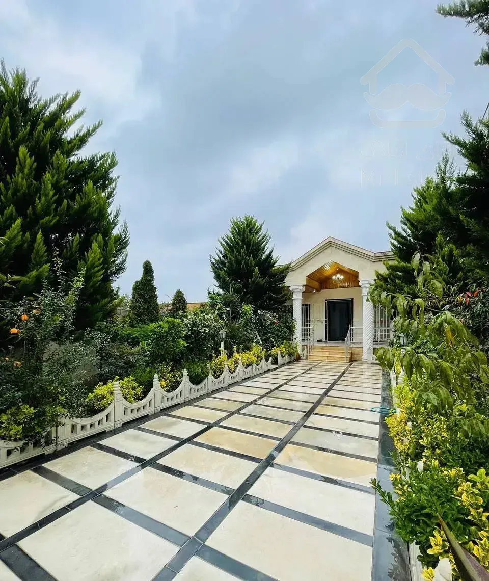 ویلا باغ ۴۰۰ متری حیاط سازی شده/سنددار/شهرکی