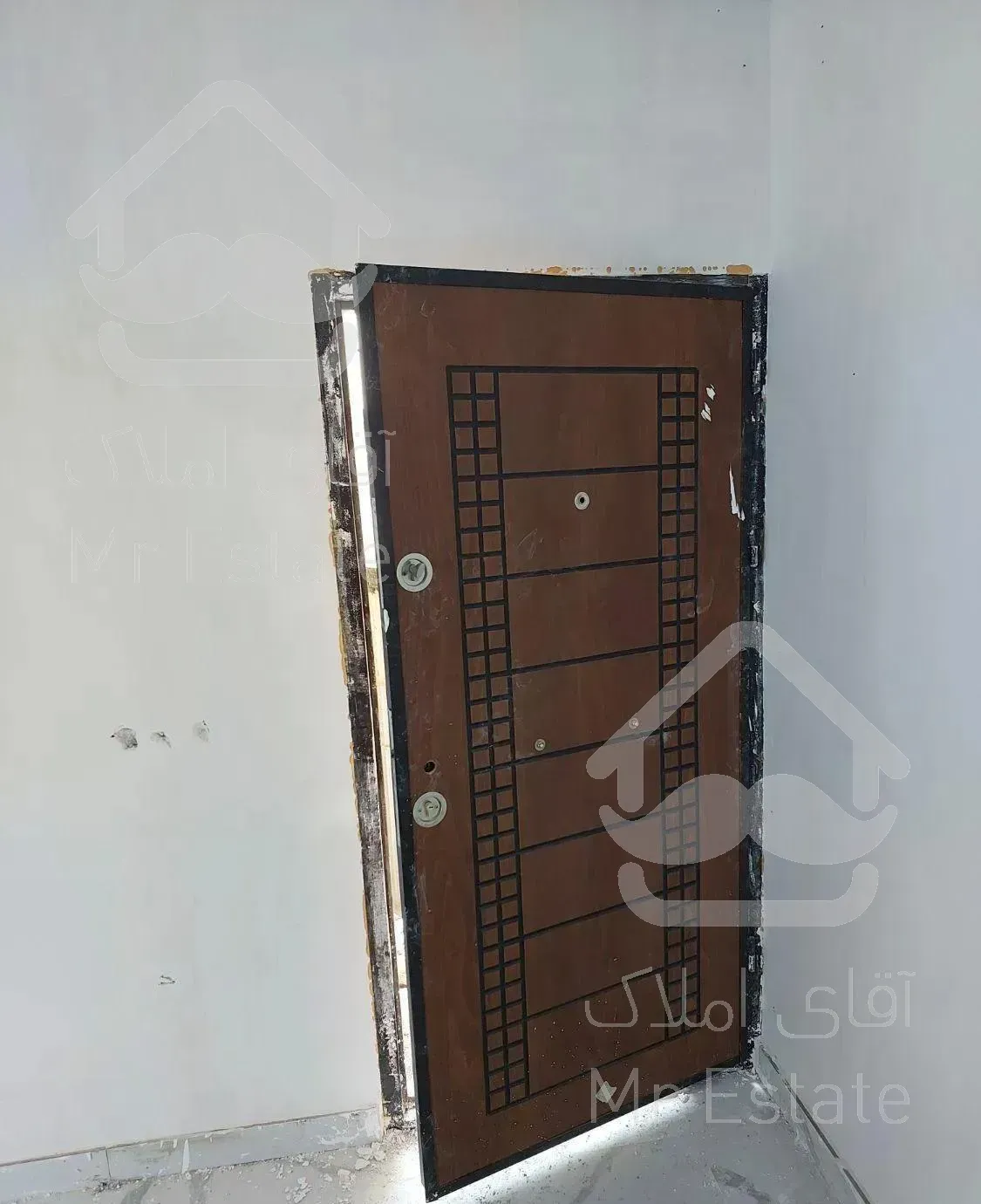 واحد ۵۶ متری نوساز نیک