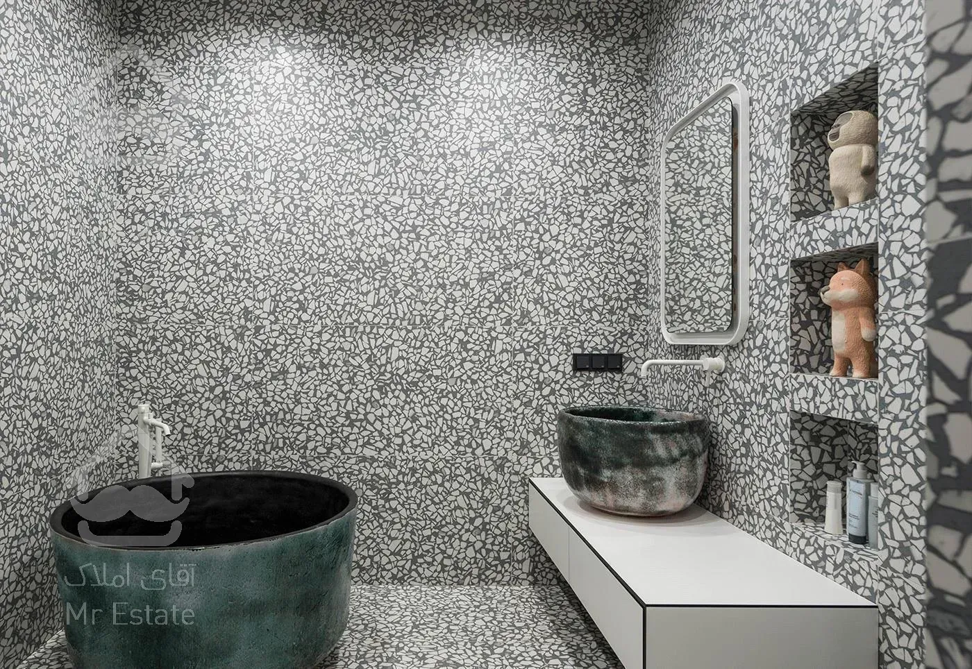 فرمانیه ثروتی، ۹۲۰ متر ویلای لوکس نوساز