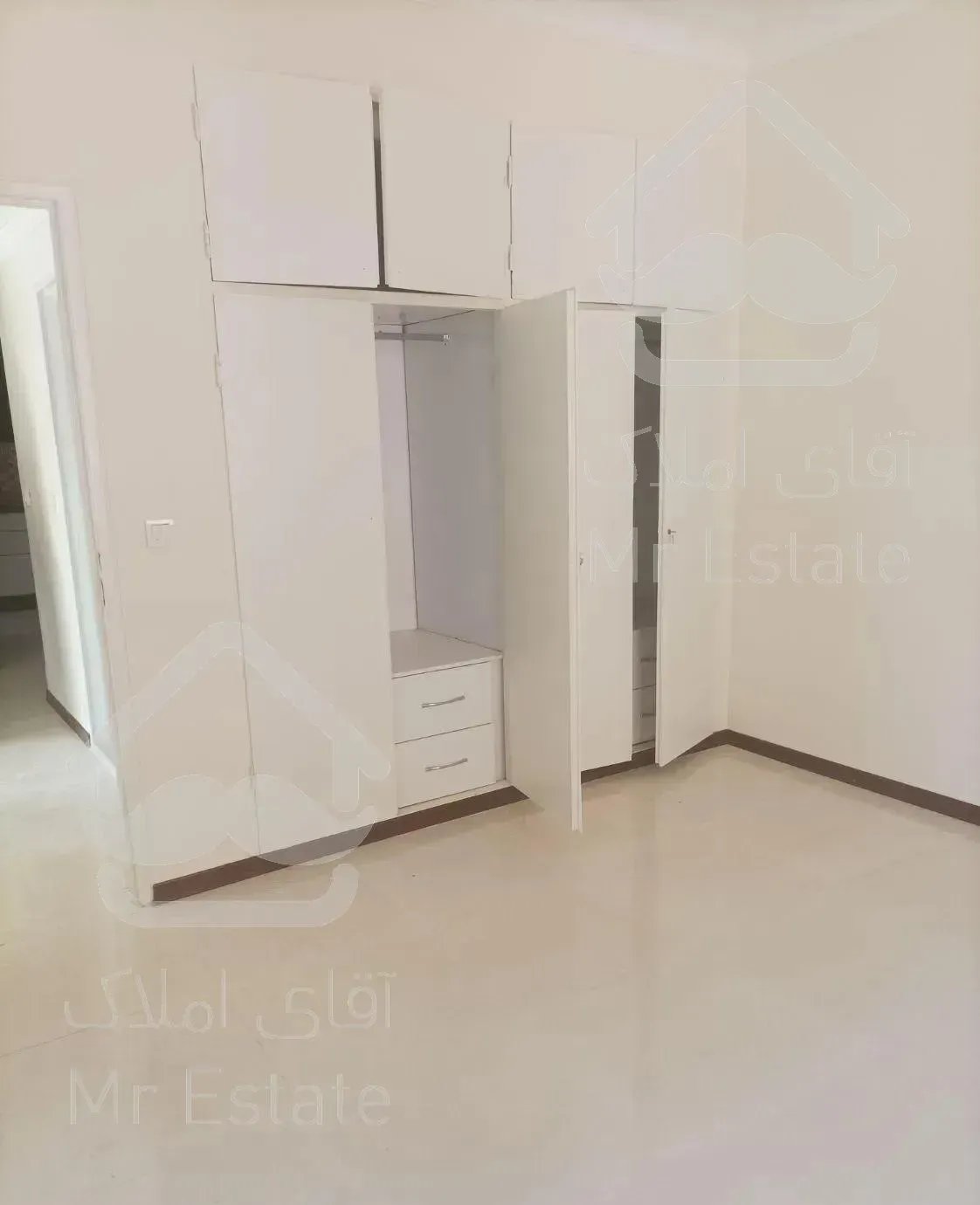 آپارتمان 134متر 3خواب دریاچه چیتگر