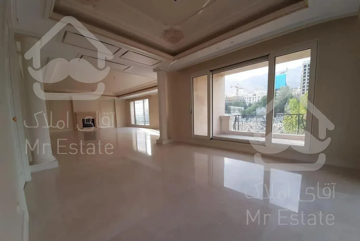 زعفرانیه (فرخ) ۴۵۰متر ، کاخ کلاسیک