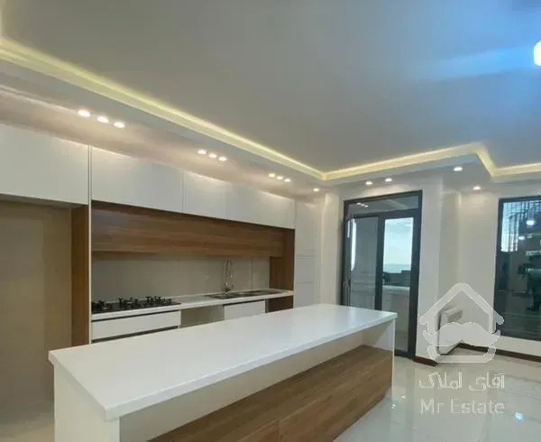 کامرانیه ۲۲۰ متر کاخ نشین