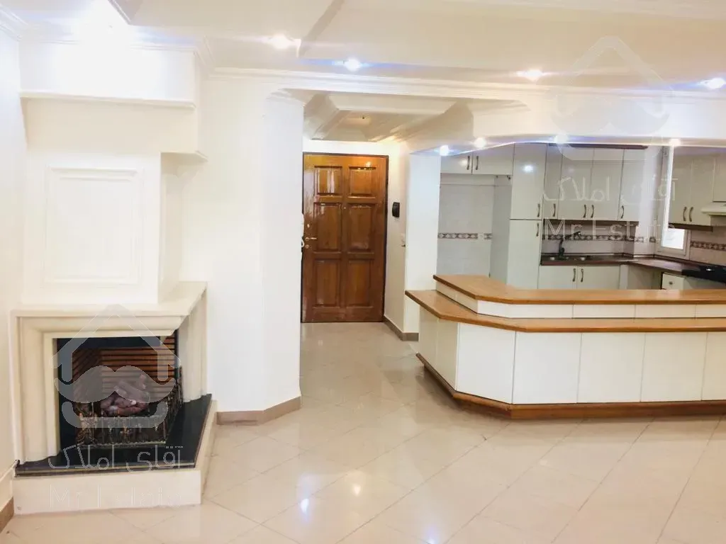 فروش فوری/ اپارتمان/ در تاپ لوکیشن /