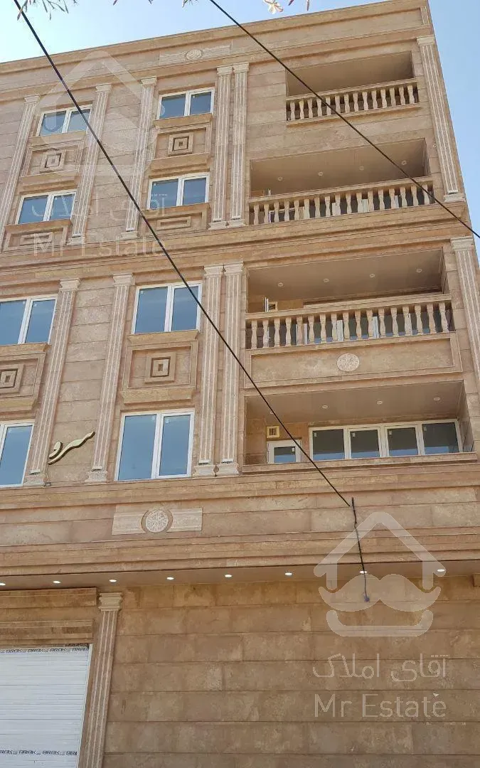 آپارتمان ۲۰۰متری  سه خوابه