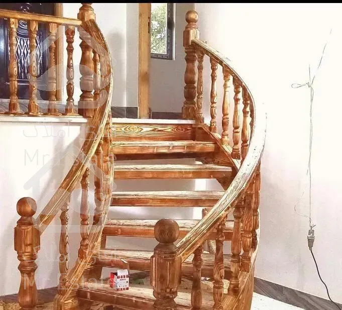 پله چوبی پله پیچ نما لمبه ترمو وود