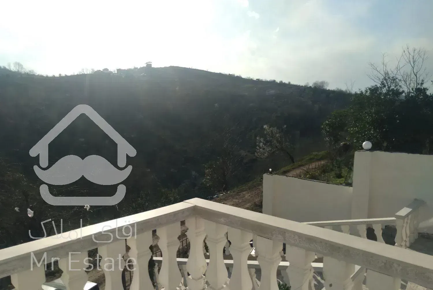 ویلاه دلباز ویو ابدی تک در منطقه با امگانات اطاقور