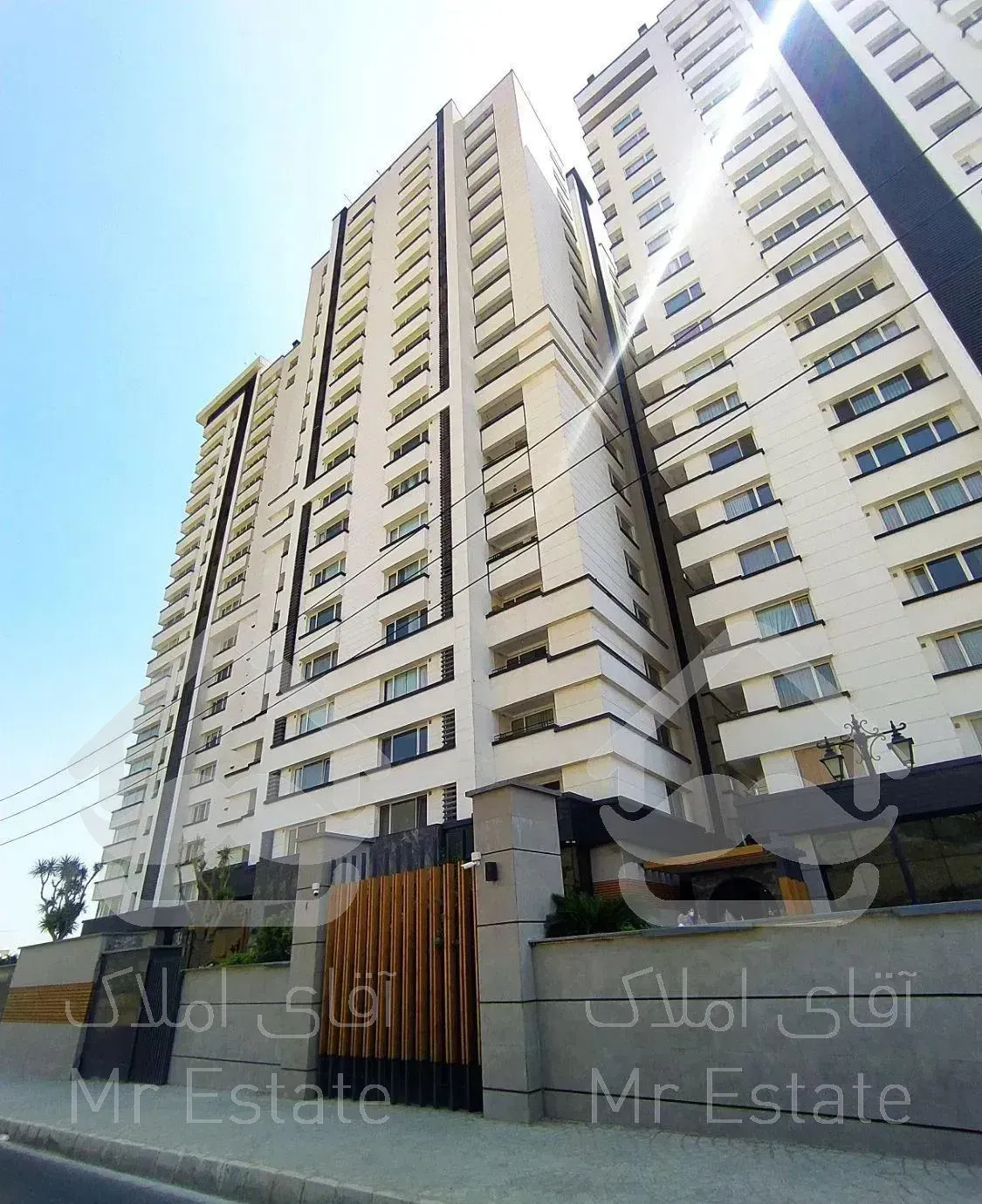 برج سفید ۱۵۰متری۳خواب/ ویو کوه بدون مشرف/دریاچه چیتگر