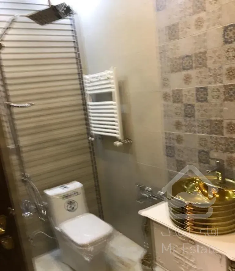 فروش آپارتمان ۱۴۰ متری ۳ خوابه در امانیه