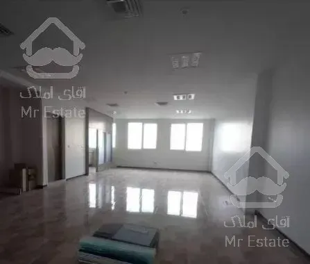 واحد سند اداری 115 متر خوش نقشه بر اصلی