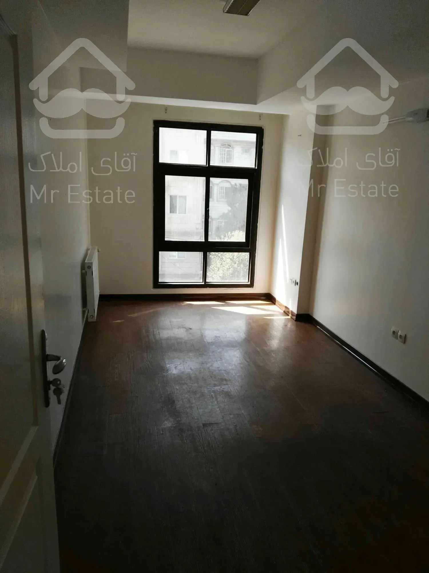 اجاره دفتر کار سند اداری ۱۰۵ متری بر اصلی کاشانی