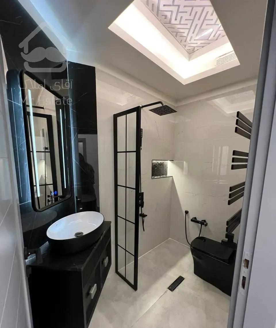 ۱۳۲متر ۲خوابه نوساز کلید نخورده