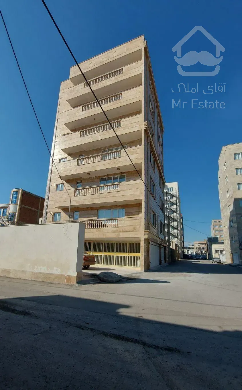 واحد ۱۳۰ متری طالقانی نوساز