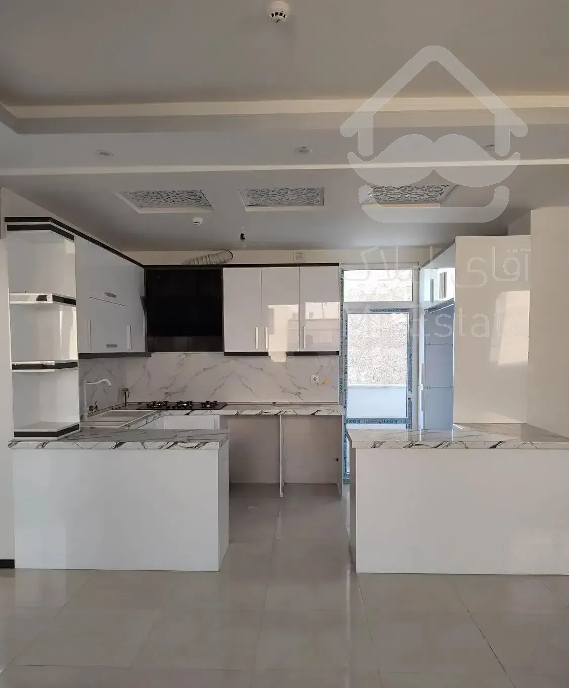 ۱۰۶متر خ فتحی پارکینگ انباری آسانسور