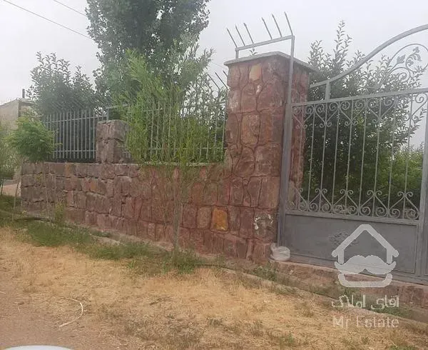 باغ بر یک کلفور درختد۱۵ ساله