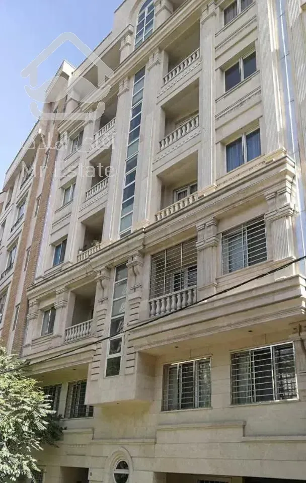 آپارتمان ۱۱۰ متری اندرزگو