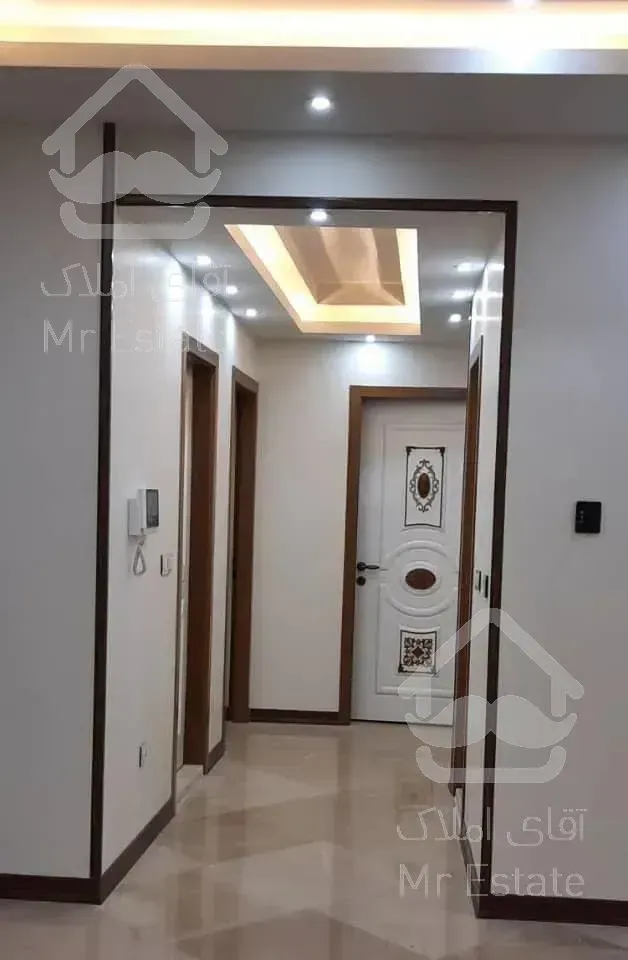 ۱۳۰متر ۲خواب/ نورگیر مستقیم جنوب