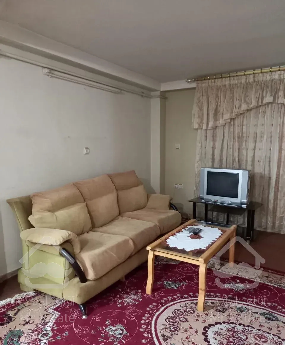 خانه بزرگ در بالا شهر آمل و مخصوص مسافران عید