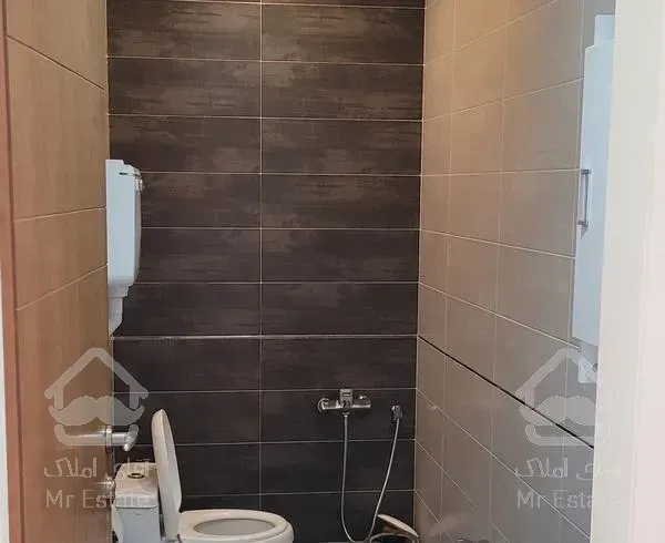 آپارتمان بسیار ساکت و با همسایه های عالی