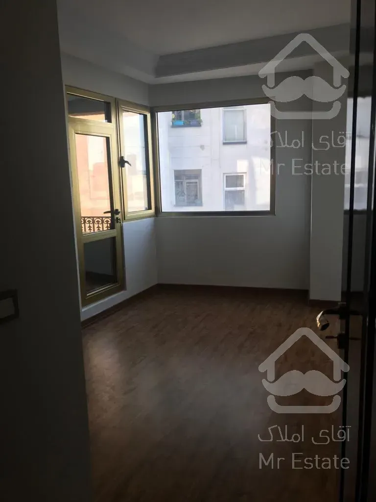 خرید آپارتمان ۱۹۷ متری سه خواب اندرزگو