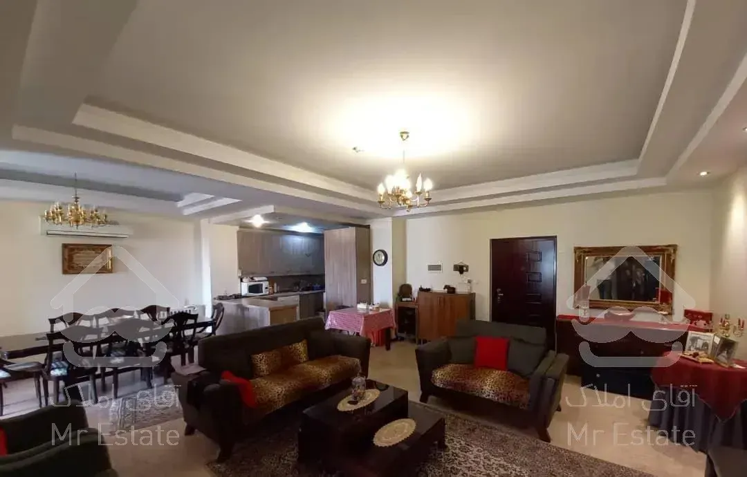 بیمه اکباتان، ۱۱۰ متر، ۳ خواب، فول ،سالن پرده خور