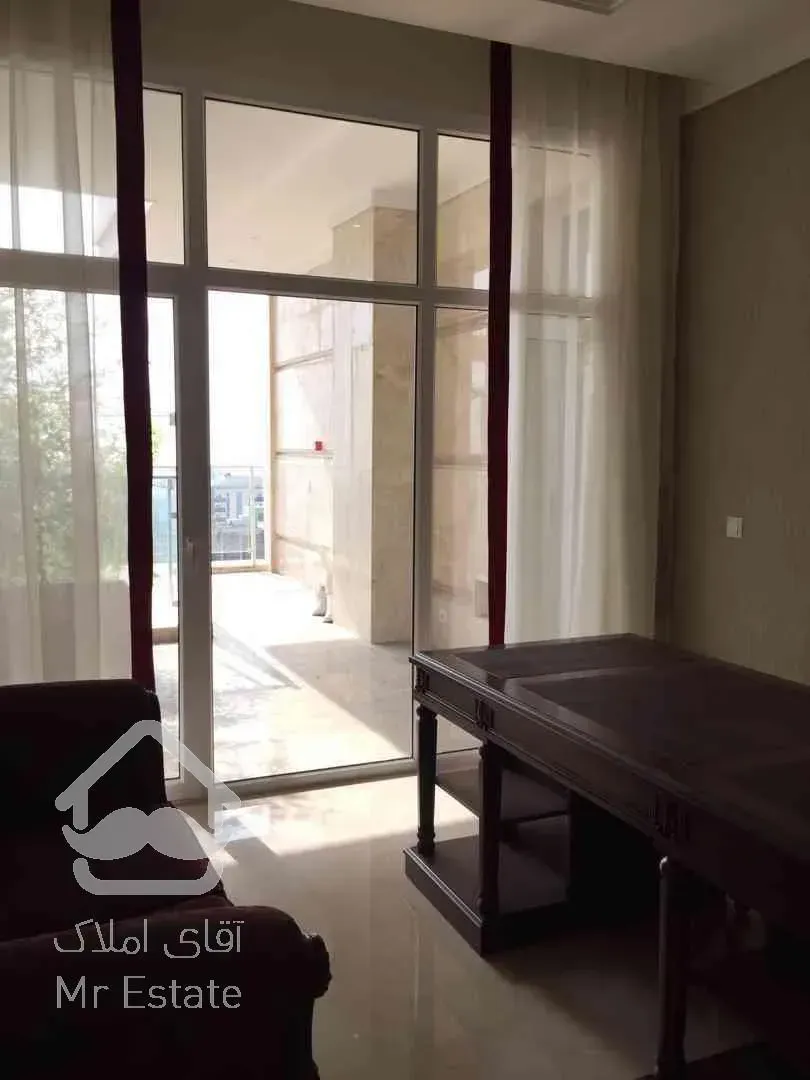 خرید آپارتمان ۲۲۰ متری نیاوران