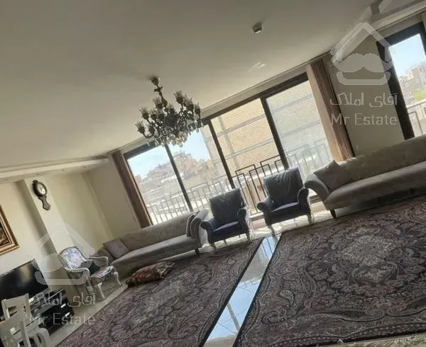 آپارتمان ۱۲۰ متر ۲ خواب عروس و دامادی  خ گلزار