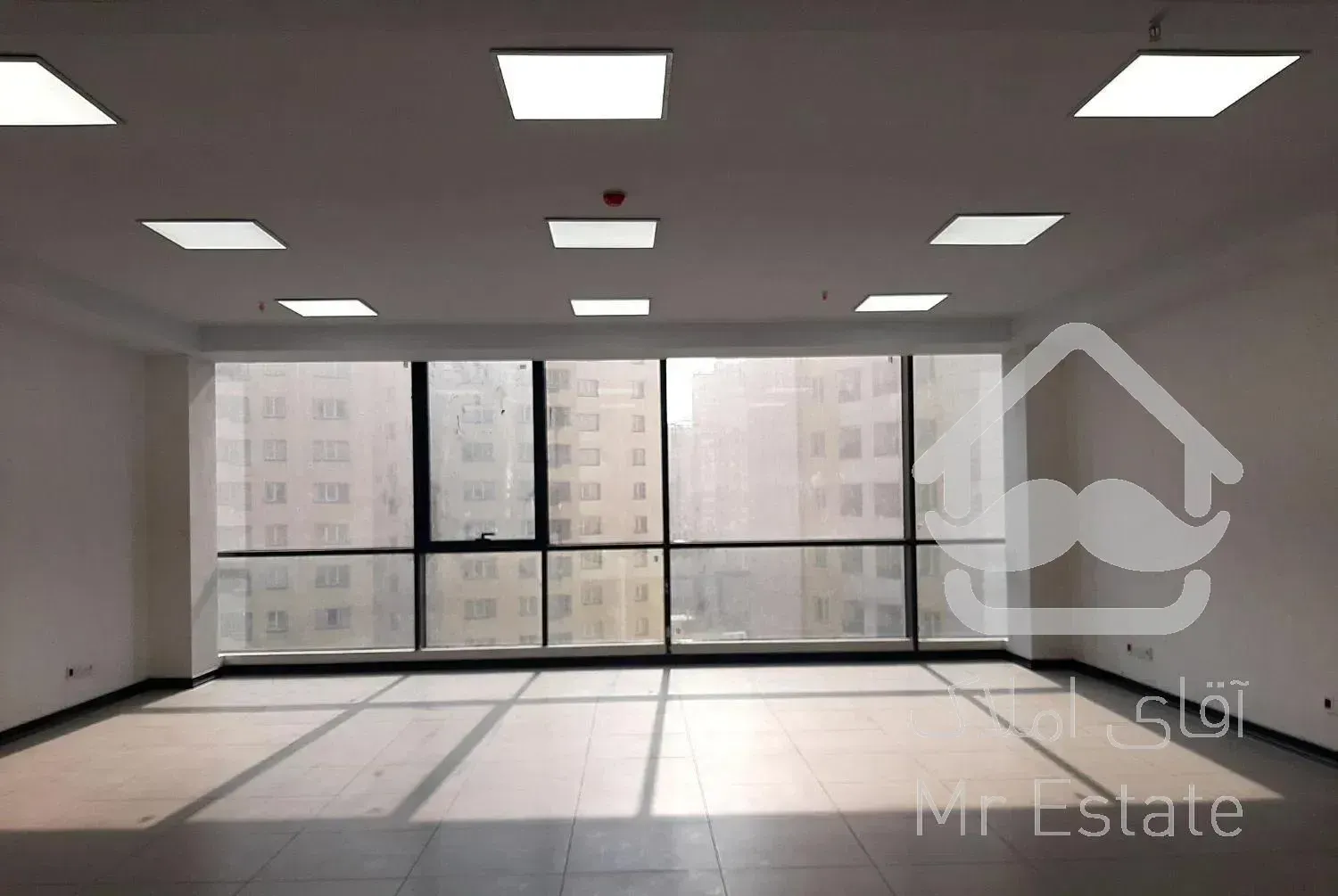 75متر سند اداری مجتمع برند دریاچه چیتگر