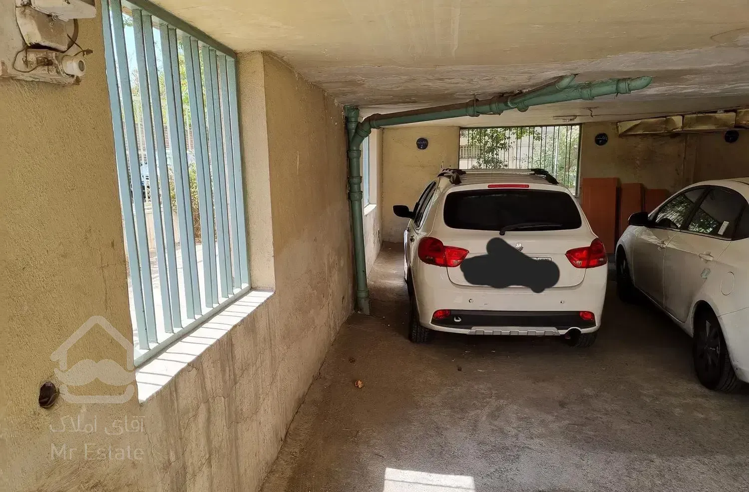 آپارتمان ۱۵۵ ستارخان.۲ پارکینگه